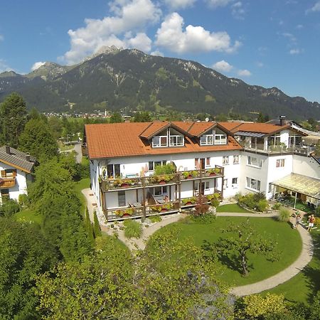 Pension Beim Kruemmling Reutte Exterior foto